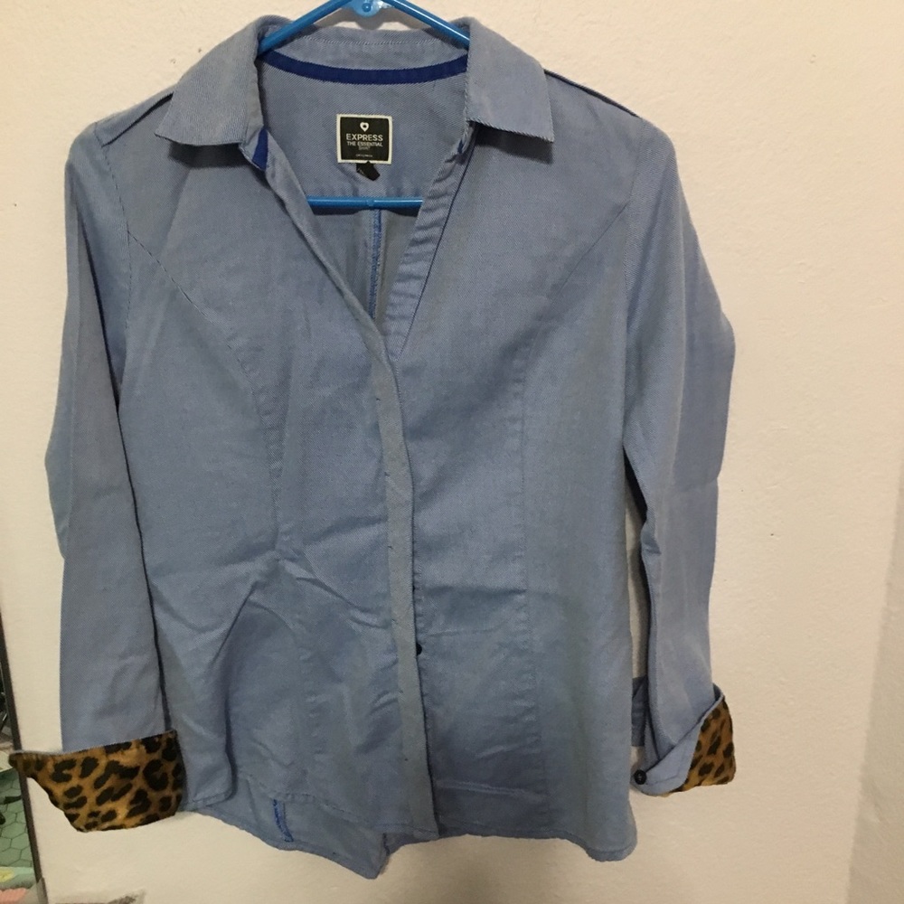 Express button down long sleeve. Small denim